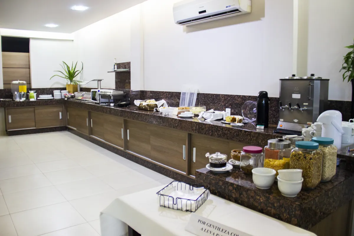 Buffet do café da manhã do Paraná Palace Hotel